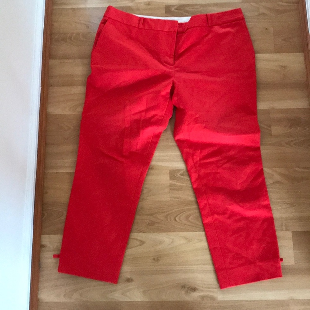 Kate Spade red capris perfect for spring!